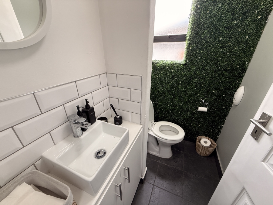 To Let Commercial Property for Rent in Atlas Gardens Western Cape